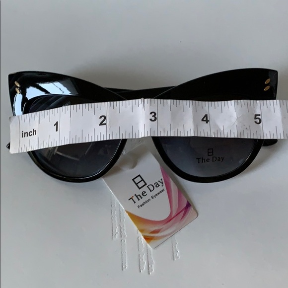 🆕 🆑 SUNGLASSES - Picture 5 of 8